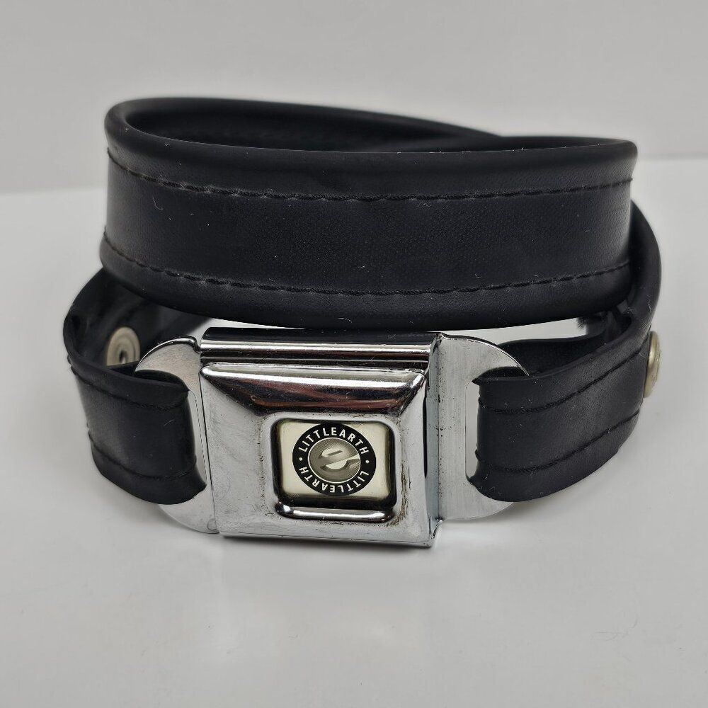 Little Earth‎ Black Rubber Recycled Seat Belt Buckle Belt Women's Size Small Y2K